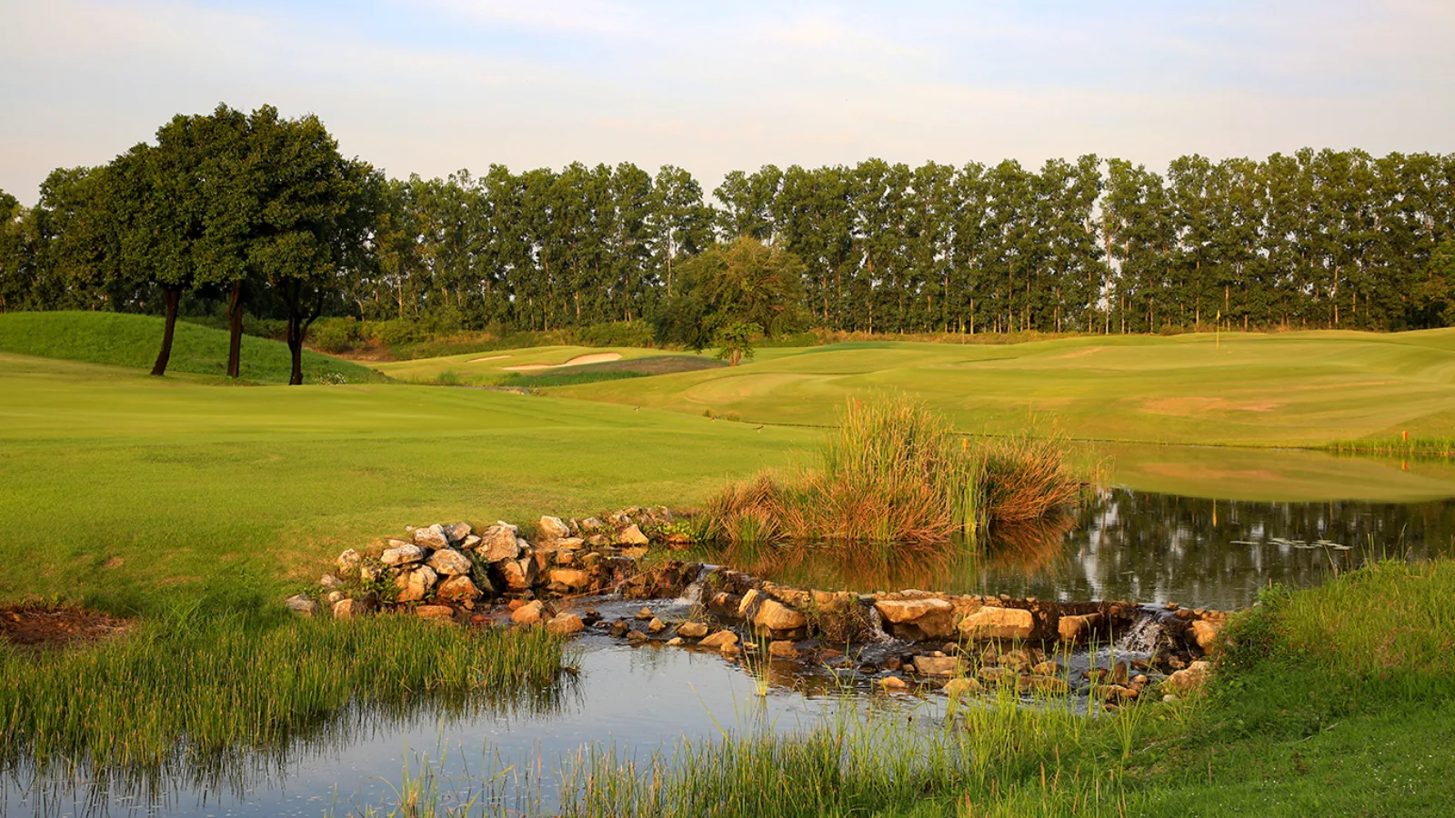 Ayodhya Links Golf Club — golf course in Ayutthaya — photo 4 of 8