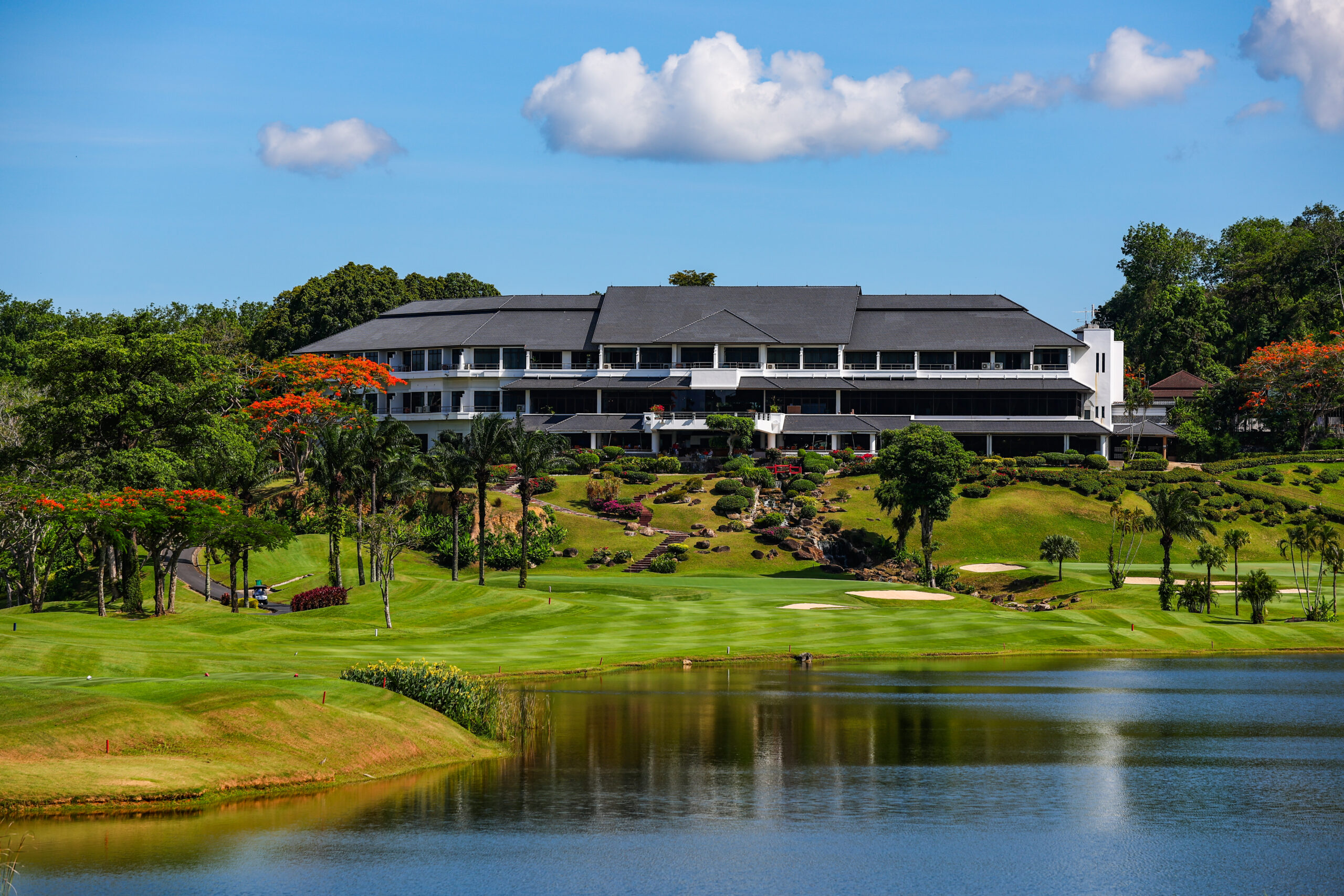 Blue Canyon Country Club — golf course in Phuket