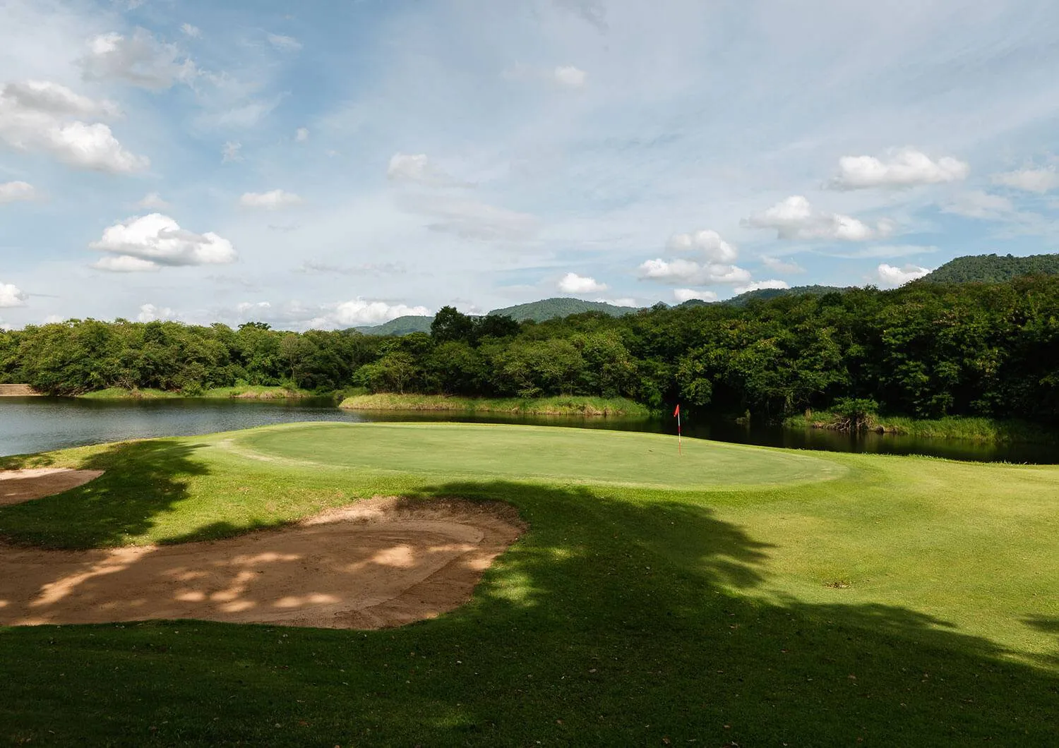 Kirimaya Golf Resort Spa — golf course in Khao Yai — ภาพที่ 4 จาก 8