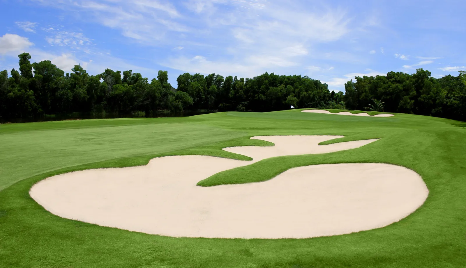 Northern Rangsit Golf Club — golf course in Ayutthaya — photo 3 of 8