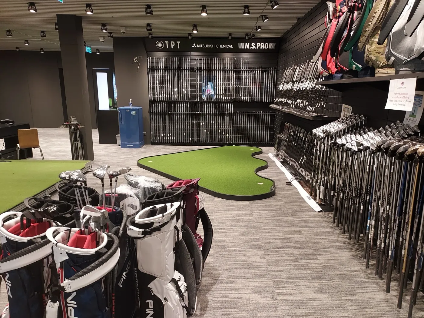 PING Indoor Golf Centre — golf simulator in Bangkok — ภาพที่ 5 จาก 7