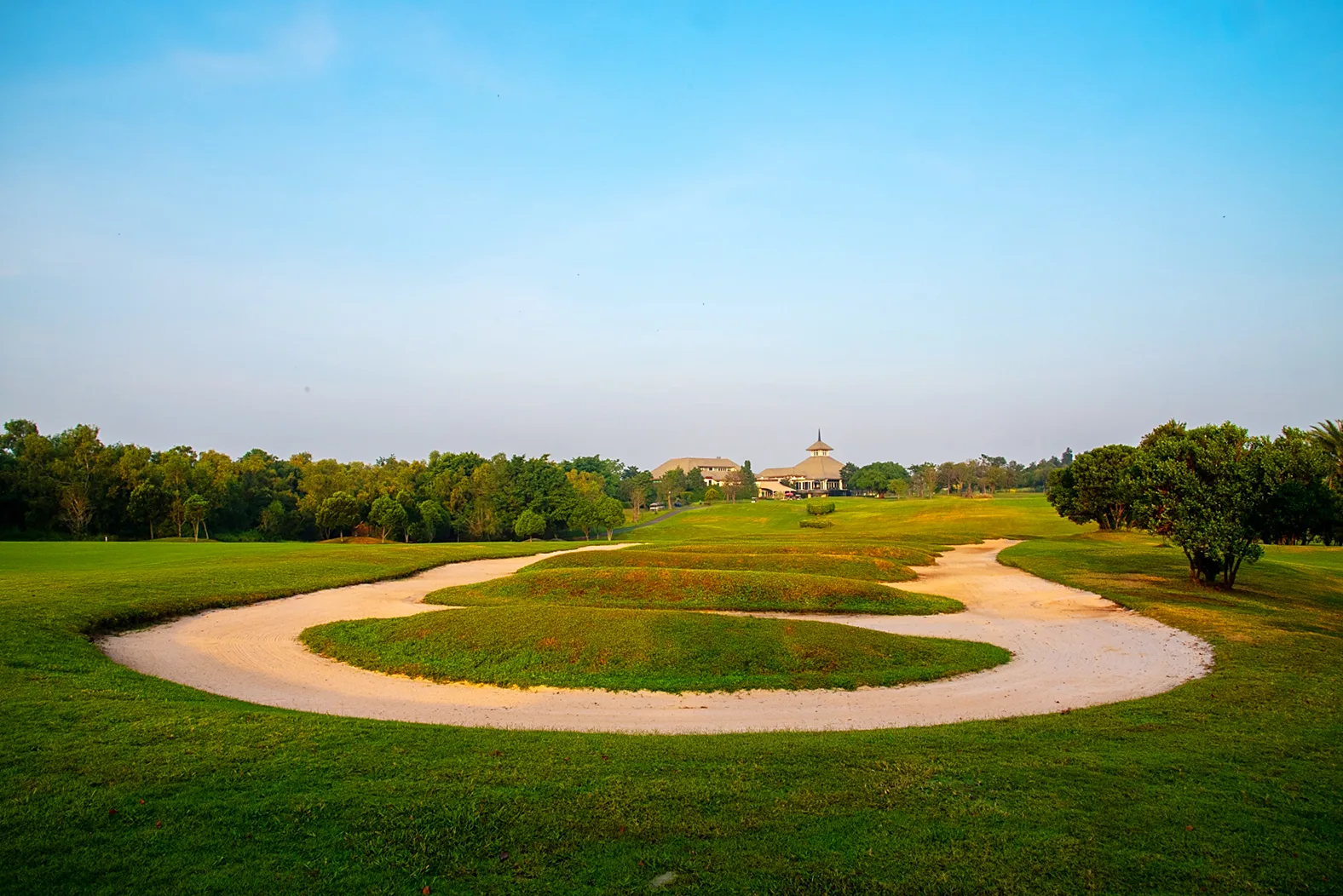 RG City Golf Club (Royal Gems Golf City) — golf course in Pathum Thani — ภาพที่ 4 จาก 5