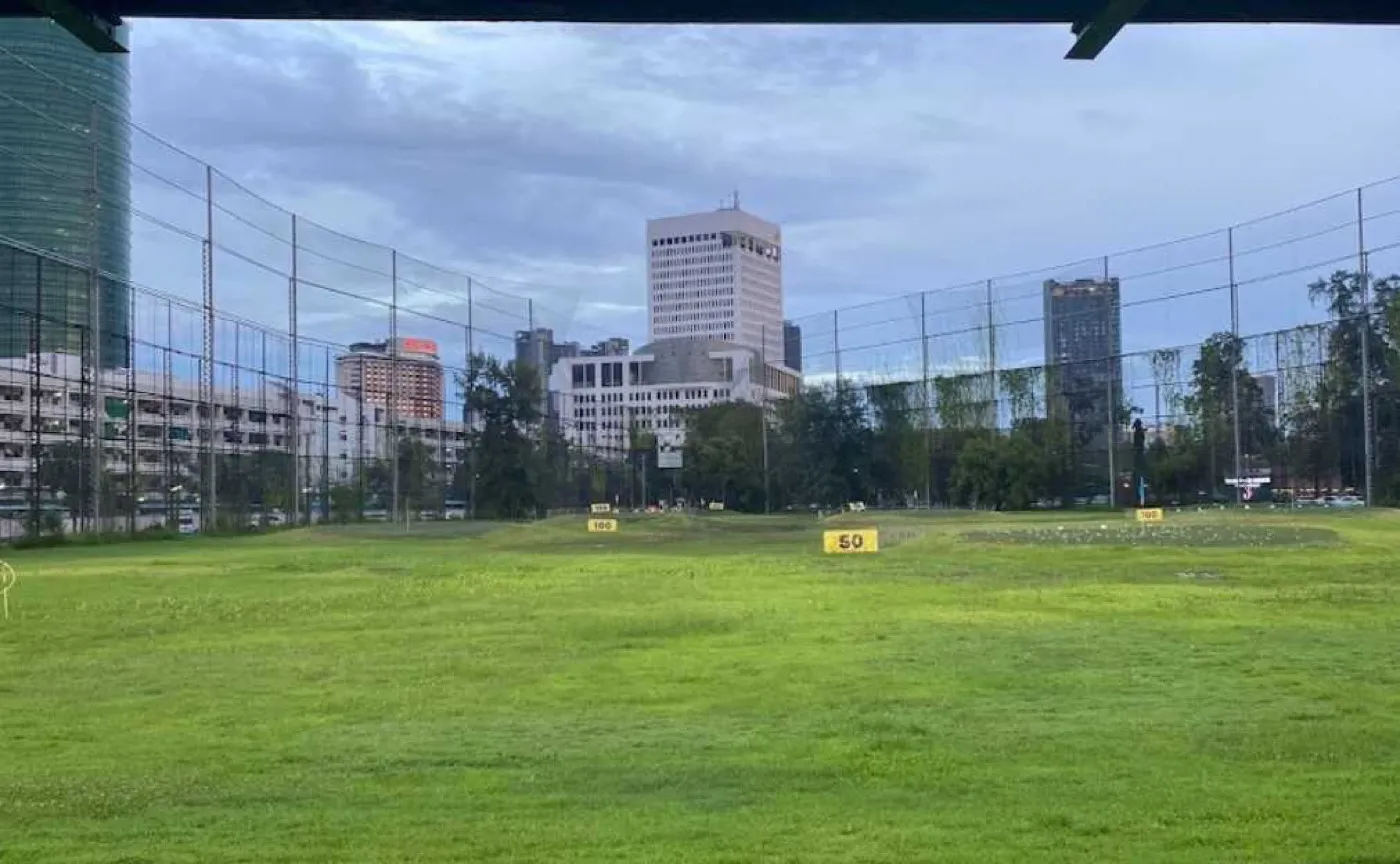Rot Fai Golf Driving Range — golf course in Bangkok