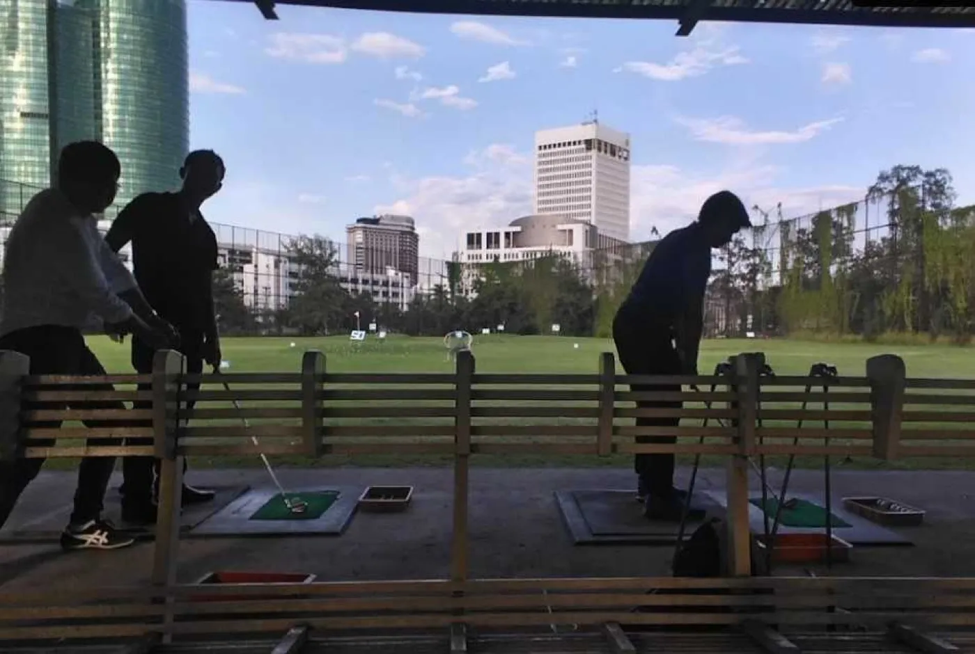 Rot Fai Golf Driving Range — golf course in Bangkok — ภาพที่ 4 จาก 5