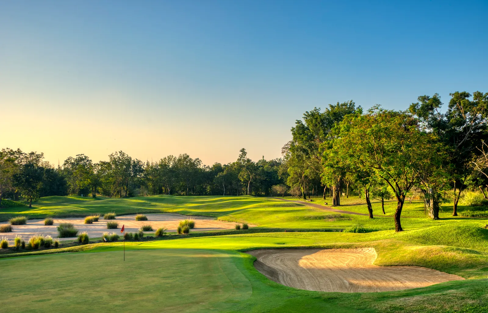 Springfield Royal Country Club Hua Hin — golf course in Cha-am