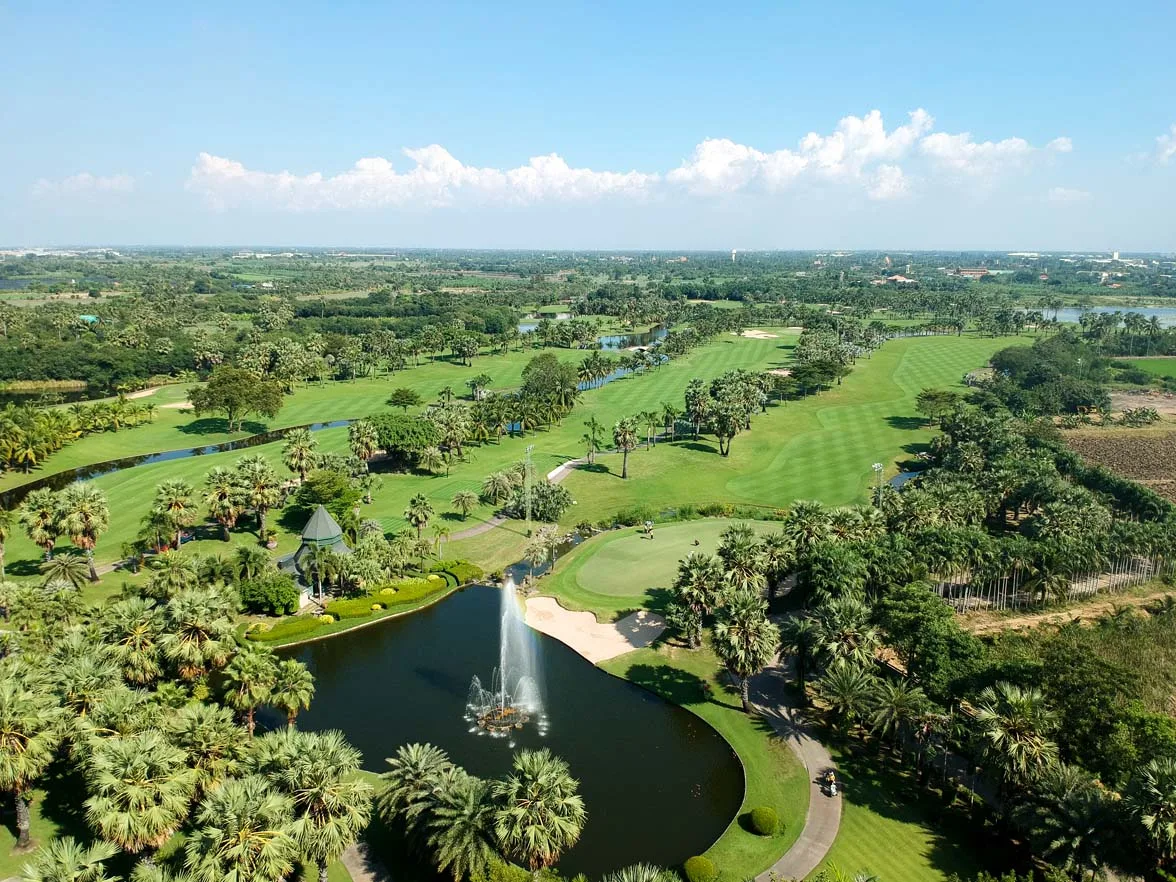 Suwan Golf & Country Club — golf course in Nakhon Pathom — photo 1 of 4