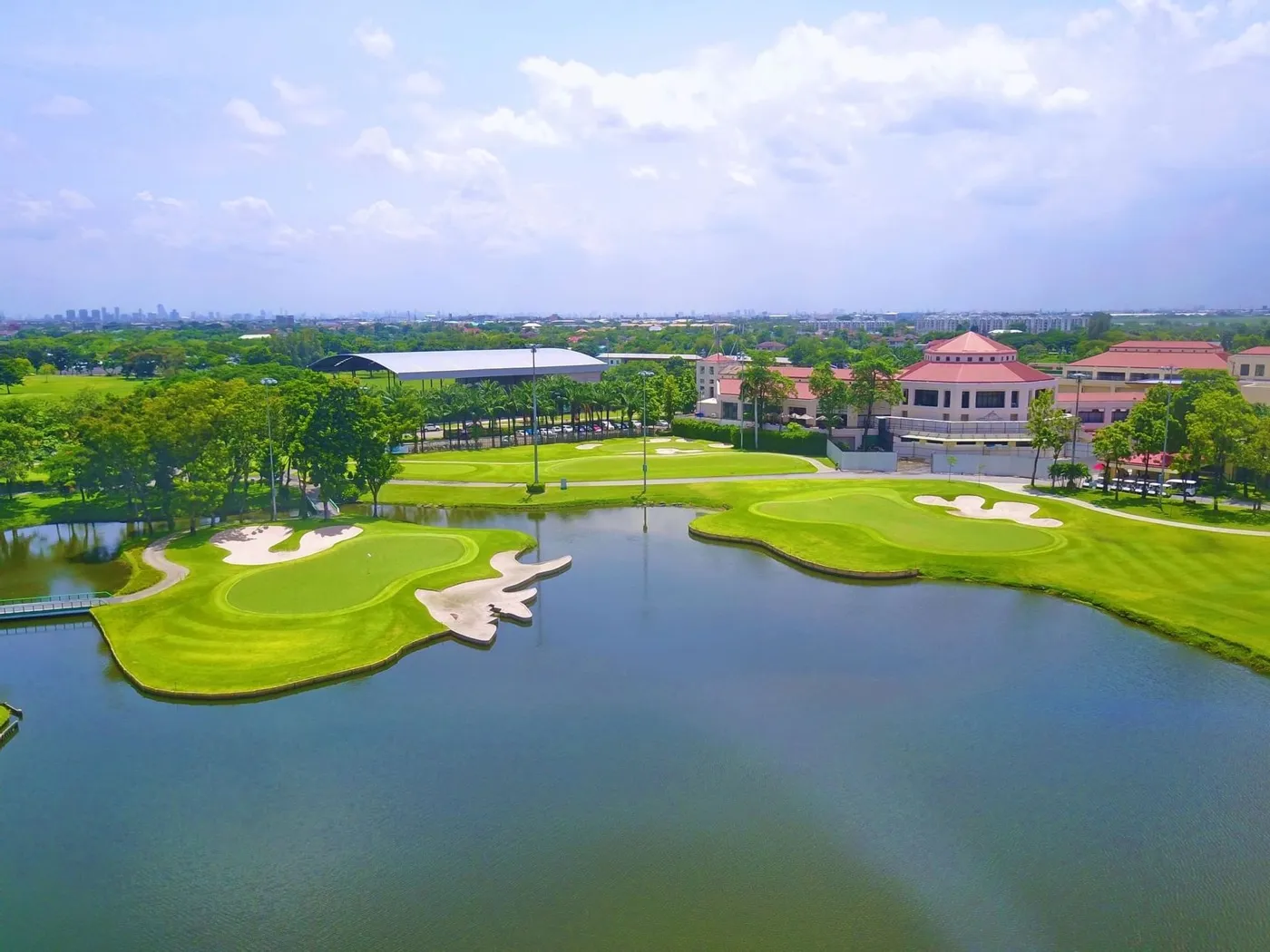 Thana City Golf & Country Club — golf course in Samut Prakan