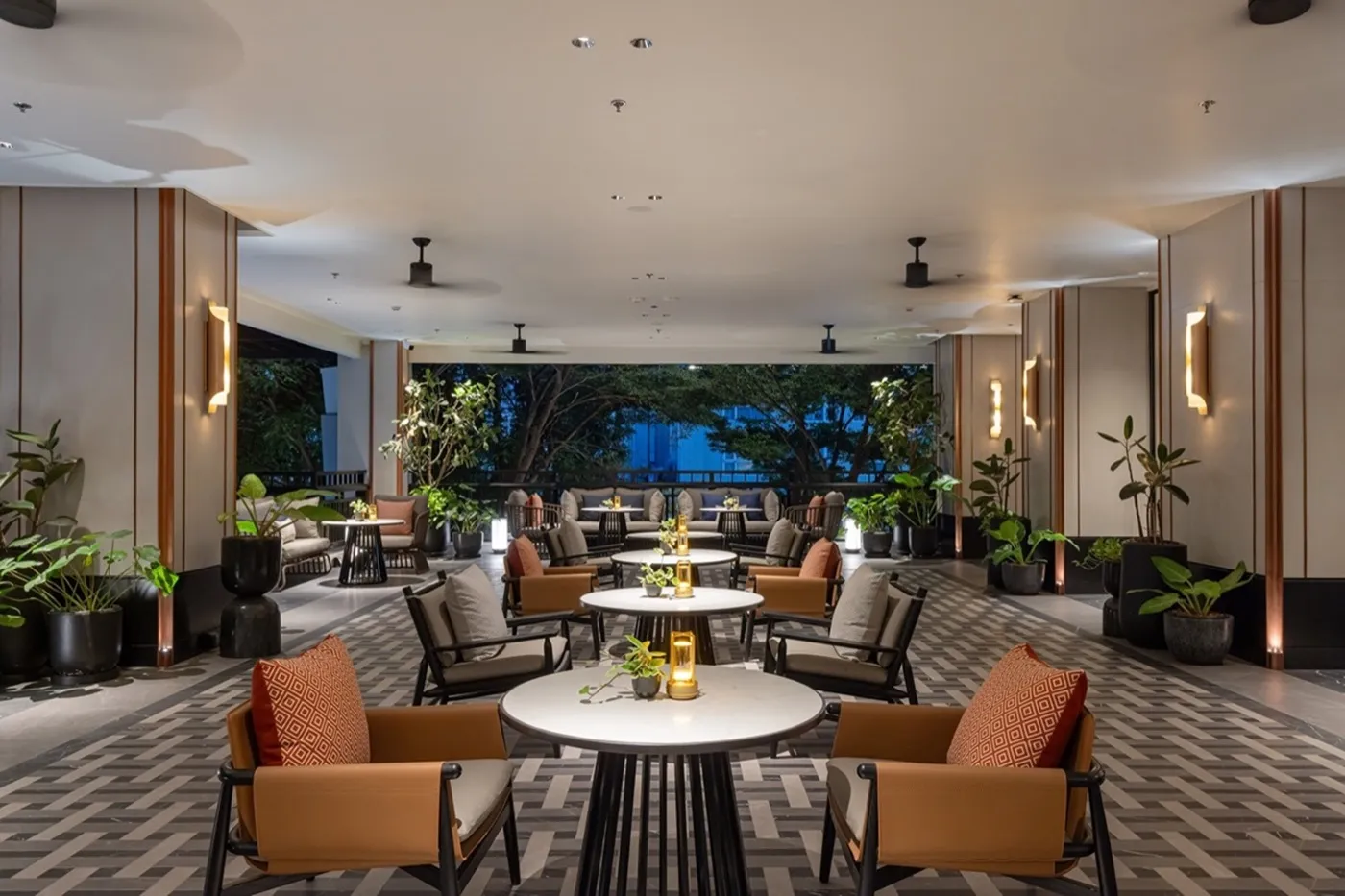 The Wang Bar (Chiang Mai Marriott) — golf simulator in Chiang Mai — ภาพที่ 2 จาก 7