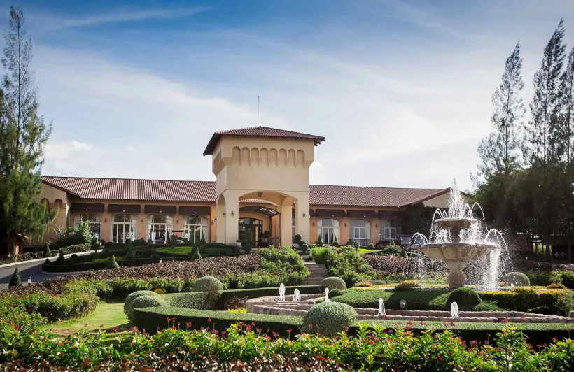 Toscana Valley Country Club — golf course in Khao Yai — photo 6 of 9