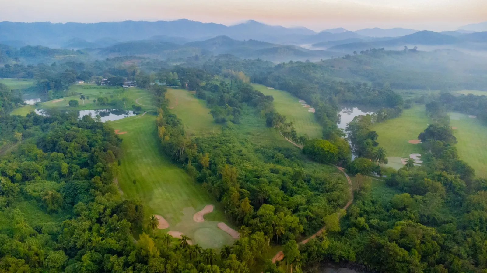 Waterford Valley Golf Club Chiang Rai — golf course in Chiang Rai — ภาพที่ 2 จาก 6