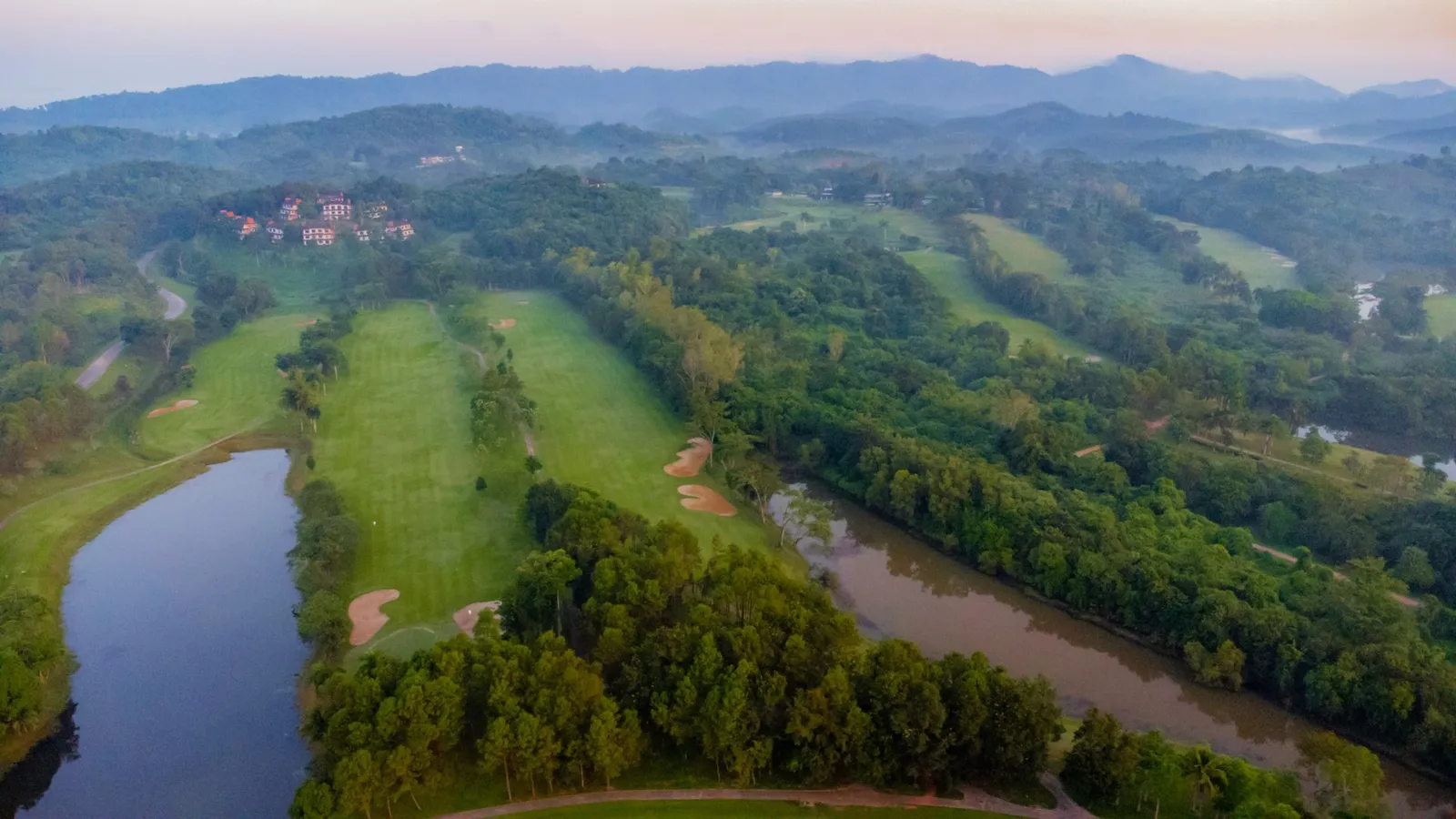 Waterford Valley Golf Club Chiang Rai — golf course in Chiang Rai — ภาพที่ 3 จาก 6